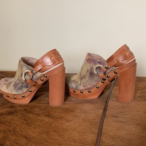 Free People Clogs - Picture 3 of 4